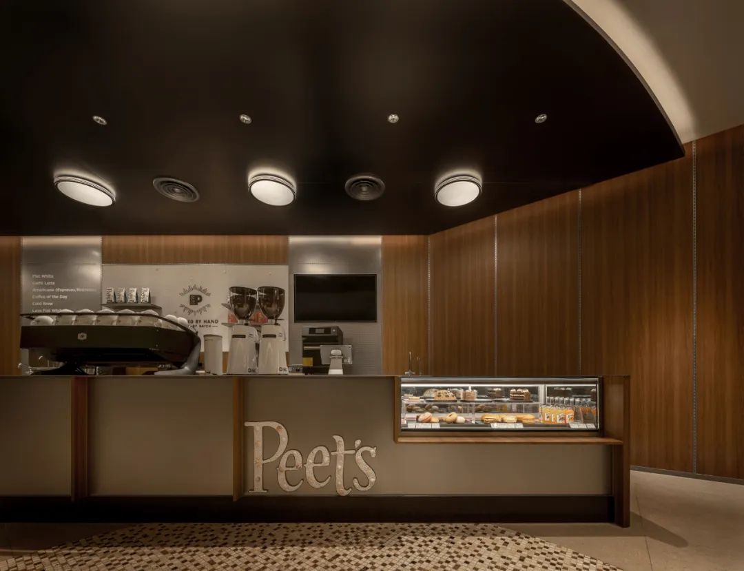 海港文化復(fù)古風(fēng)情  Peets皮爺咖啡店裝修設(shè)計(圖6)