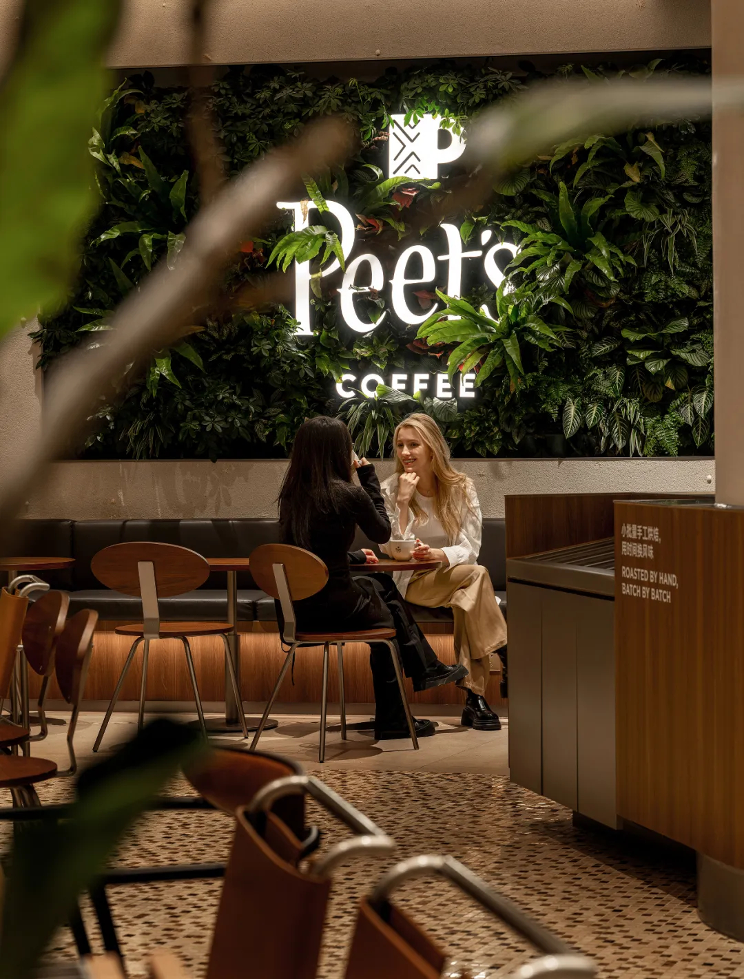 海港文化復(fù)古風(fēng)情  Peets皮爺咖啡店裝修設(shè)計(圖11)
